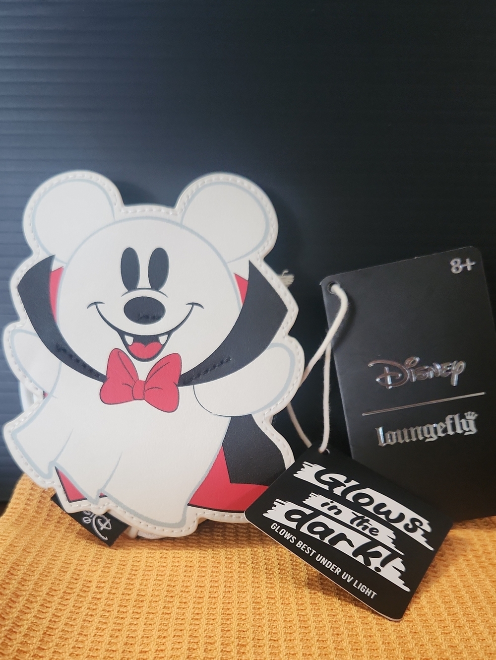 Loungefly MM Vampire Ghost